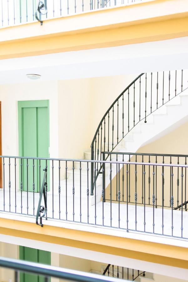 Blonski-Yellow Malaga Exterior photo